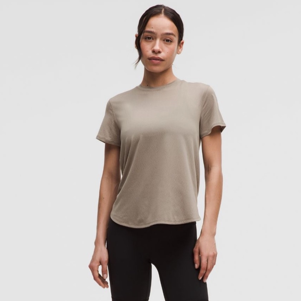 Lululemon Lightweight Split-Back Training T-Shirt - image 1